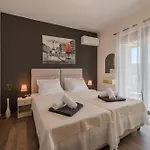 3as Luxury With Heated Pool, Sauna And Gym Rethymno