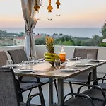 Villa 3as Luxury With Heated Pool, Sauna And Gym