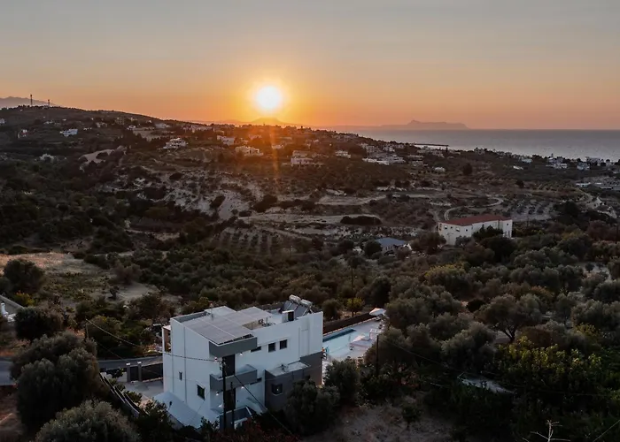 Βίλα 3a's Family Villa, Sauna, Gym, Ping Pong & Toys