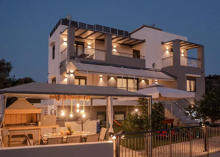 3a's Family Villa, Sauna, Gym, Ping Pong & Toys *