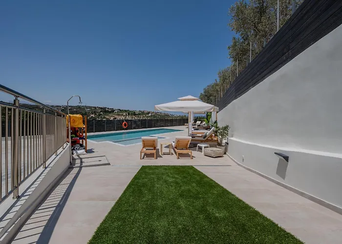 Βίλα 3a's Family Villa, Sauna, Gym, Ping Pong & Toys