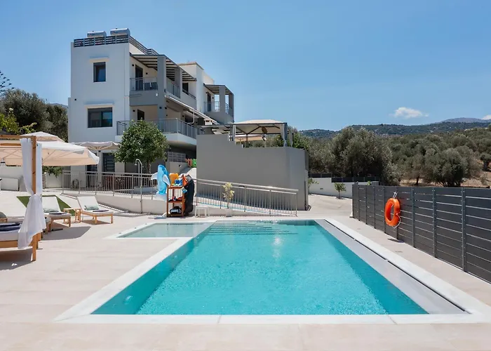 3a's Family Villa, Sauna, Gym, Ping Pong & Toys Villa *