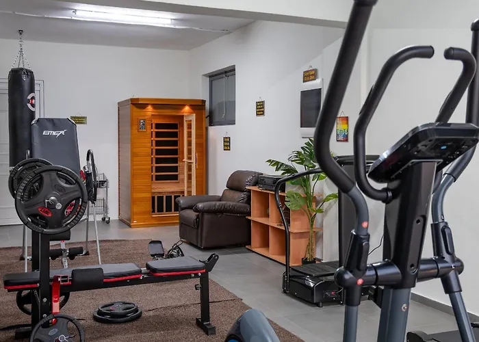 Willa 3a's Family Villa, Sauna, Gym, Ping Pong & Toys Retimno