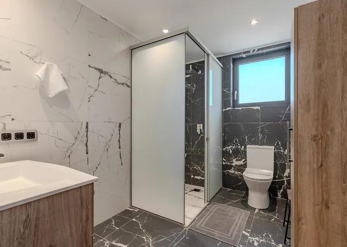 3a's Family Villa, Sauna, Gym, Ping Pong & Toys Rethimno