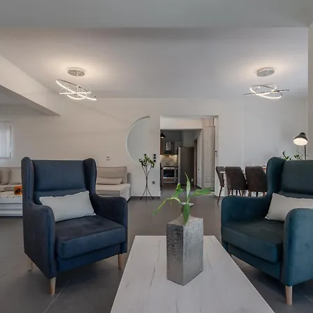 3as Luxury With Heated Pool, Sauna And Gym Vila Rethymno