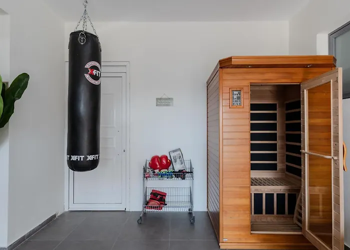 3a's Family Villa, Sauna, Gym, Ping Pong & Toys Villa *